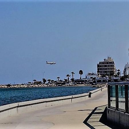 Capri Sea View One Bedroom Larnaca Exterior foto